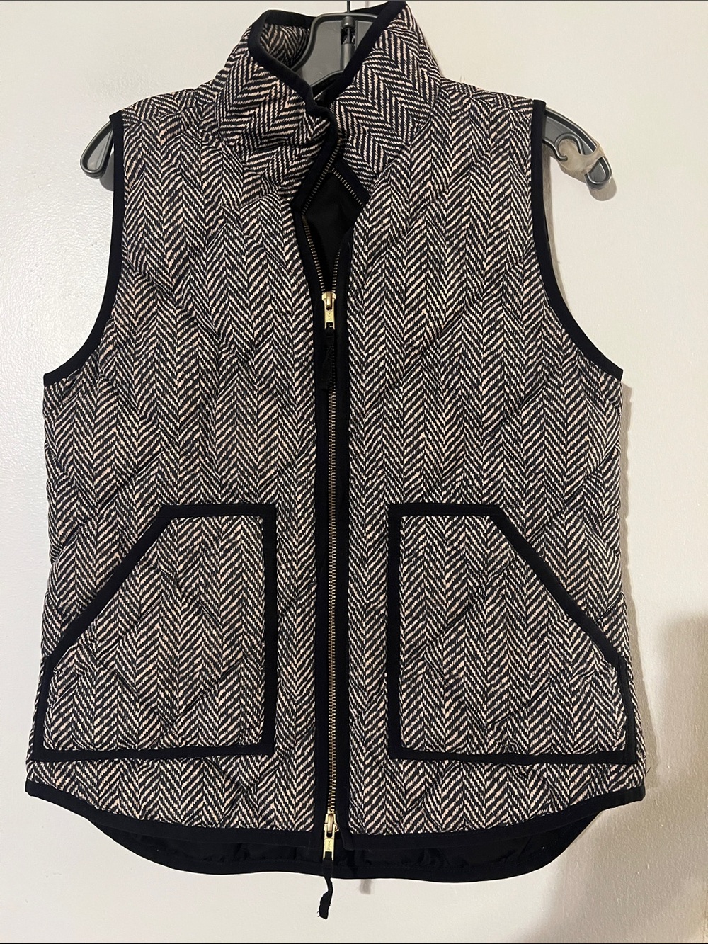 J. Crew chevron pattern quilted puffer vest. Front patch pockets